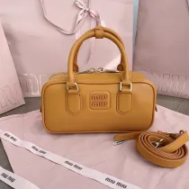 ミュウミュウバッグ Miu Miu 2024新作 高品質 ボウリングバッグ 5BB142