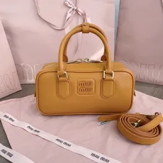 ミュウミュウバッグ Miu Miu 2024新作 高品質 ボウリングバッグ 5BB142