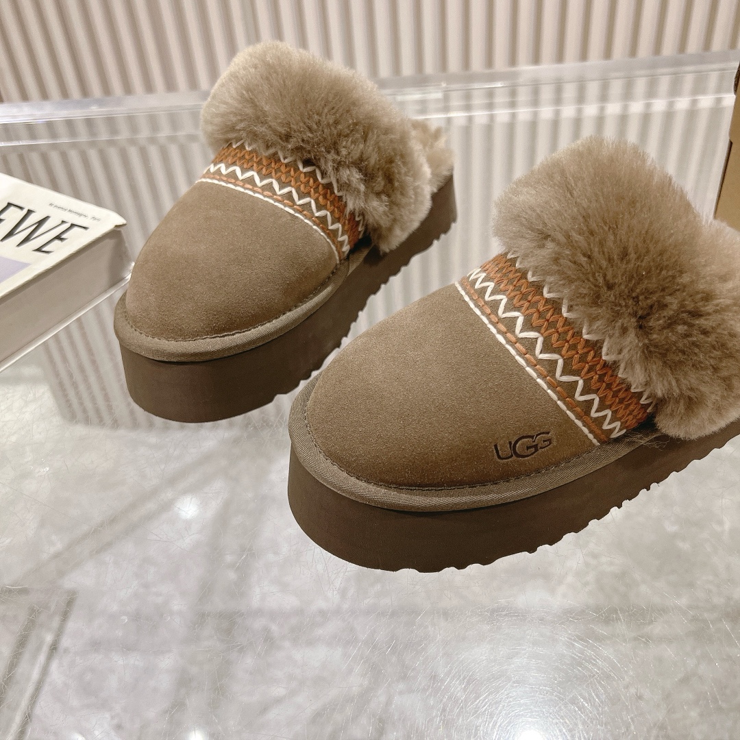 UGG靴 UGG  2024新作 スリッパ