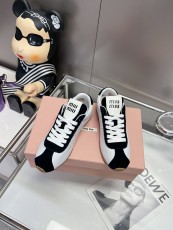 ミュウミュウ靴 Miu Miu  2024新作 デクサン スニーカー