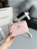 シャネルバッグ CHANEL 2024新作 クロスボディバッグ