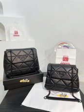 プラダバッグ PRADA 2024新作 クロスボディバッグ