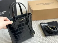 サンローランバッグ Yves Saint Laurent 2024新作 バケツバッグ