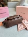 ミュウミュウバッグ Miu Miu 2024新作 脇の下のバッグ