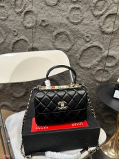 シャネルバッグ CHANEL 2024新作 ハンドバッグ