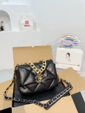 シャネルバッグ CHANEL 2024新作 チェーンバッグ