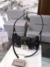 バレンシアガバッグ BALENCIAGA 2024新作 ショルダーバッグ