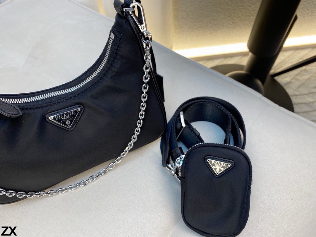 プラダバッグ PRADA 2024新作 ホーボーバッグ
