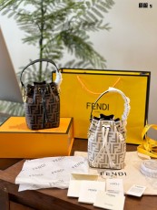 フェンディバッグ FENDI 2024新作 バケツバッグ