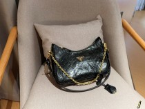 プラダバッグ PRADA 2024新作 脇の下のバッグ プラダバッグ PRADA 2024新作 脇の下のバッグ
