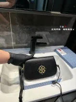 トリーバーチバッグ TORY BURCH 2024新作 クロスボディバッグ