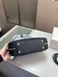 プラダバッグ PRADA 2024新作 脇の下のバッグ