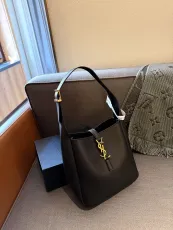 サンローランバッグ Yves Saint Laurent 2024新作 脇の下のバッグ