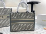 ディオールバッグ DIOR 2024新作 ハンドバッグ