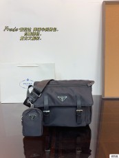 プラダバッグ PRADA 2024新作 クロスボディバッグ