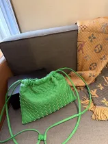 ボッテガヴェネタバッグ BOTTEGA VENETA 2024新作 クラッチバッグ