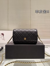 シャネルバッグ CHANEL 2024新作 チェーンバッグ