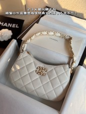 シャネルバッグ CHANEL 2024新作 脇の下のバッグ