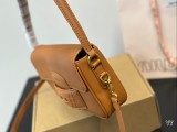 ミュウミュウバッグ Miu Miu 2024新作 脇の下のバッグ