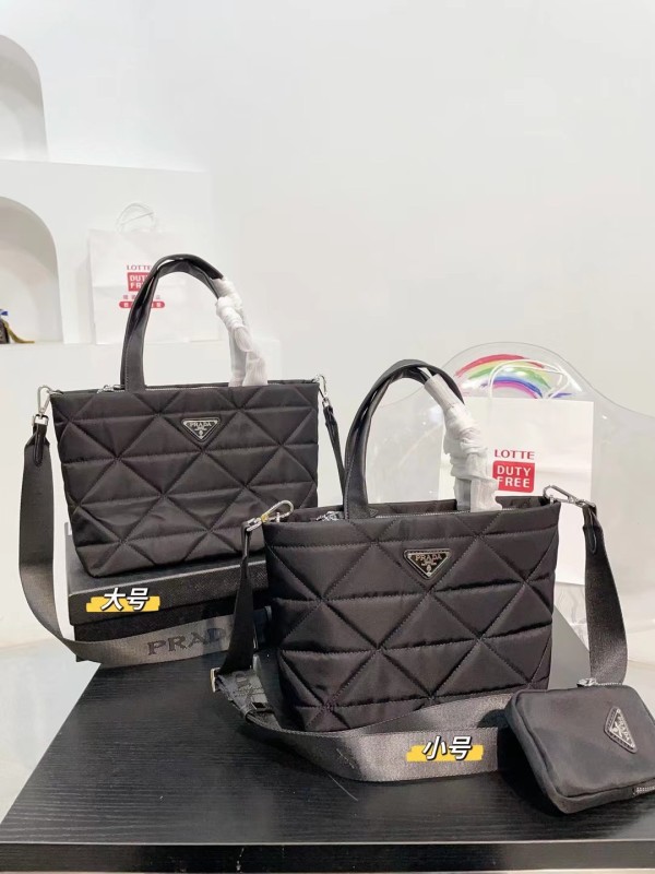 プラダバッグ PRADA 2024新作 トートバッグ