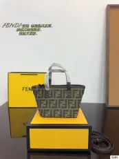 フェンディバッグ FENDI 2024新作 トートバッグ