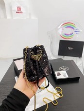 プラダバッグ PRADA 2024新作 バケツバッグ