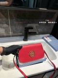 トリーバーチバッグ TORY BURCH 2024新作 クロスボディバッグ