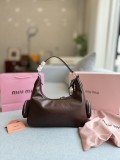 ミュウミュウバッグ Miu Miu 2024新作 脇の下のバッグ