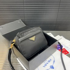 プラダバッグ PRADA 2024新作 クロスボディバッグ