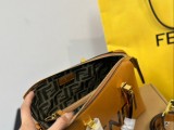 フェンディバッグ FENDI 2024新作 ハンドバッグ
