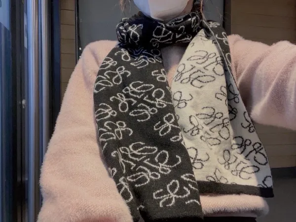 ロエベマフラー LOEWE 2024新作 マフラー