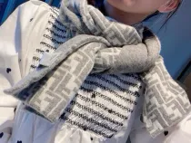 フェンディマフラー FENDI 2024新作 マフラー