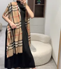 バーバリーマフラー BURBERRY 2024新作 マフラー