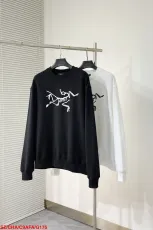 ARCTERYX服 ARCTERYX 2024新作 クルーネックスウェットシャツ