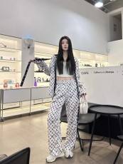 ルイヴィトン服 LOUIS VUITTON 2024新作 スーツ