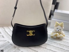 セリーヌバッグ CELINE 2024新作 脇の下のバッグ