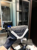 プラダバッグ PRADA 2024新作 メッセンジャーバッグ