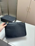 サンローランバッグ Yves Saint Laurent 2024新作 メッセンジャーバッグ