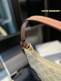 セリーヌバッグ CELINE 2024新作 脇の下のバッグ