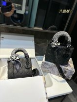 ディオールバッグ DIOR 2024新作 ダイアナ妃のバッグ