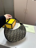 フェンディバッグ FENDI 2024新作 ミニバッグ