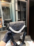 プラダバッグ PRADA 2024新作 メッセンジャーバッグ