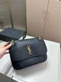 サンローランバッグ Yves Saint Laurent 2024新作 メッセンジャーバッグ