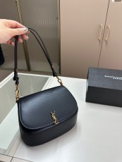 サンローランバッグ Yves Saint Laurent 2024新作 サドルバッグ