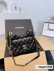 シャネルバッグ CHANEL 2024新作 脇の下のバッグ