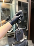 プラダバッグ PRADA 2024新作 メッセンジャーバッグ