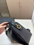 サンローランバッグ Yves Saint Laurent 2024新作 脇の下のバッグ