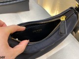 プラダバッグ PRADA 2024新作 脇の下のバッグ