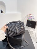 サンローランバッグ Yves Saint Laurent 2024新作 メッセンジャーバッグ