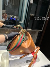 グッチバッグ GUCCI 2024新作 脇の下のバッグ